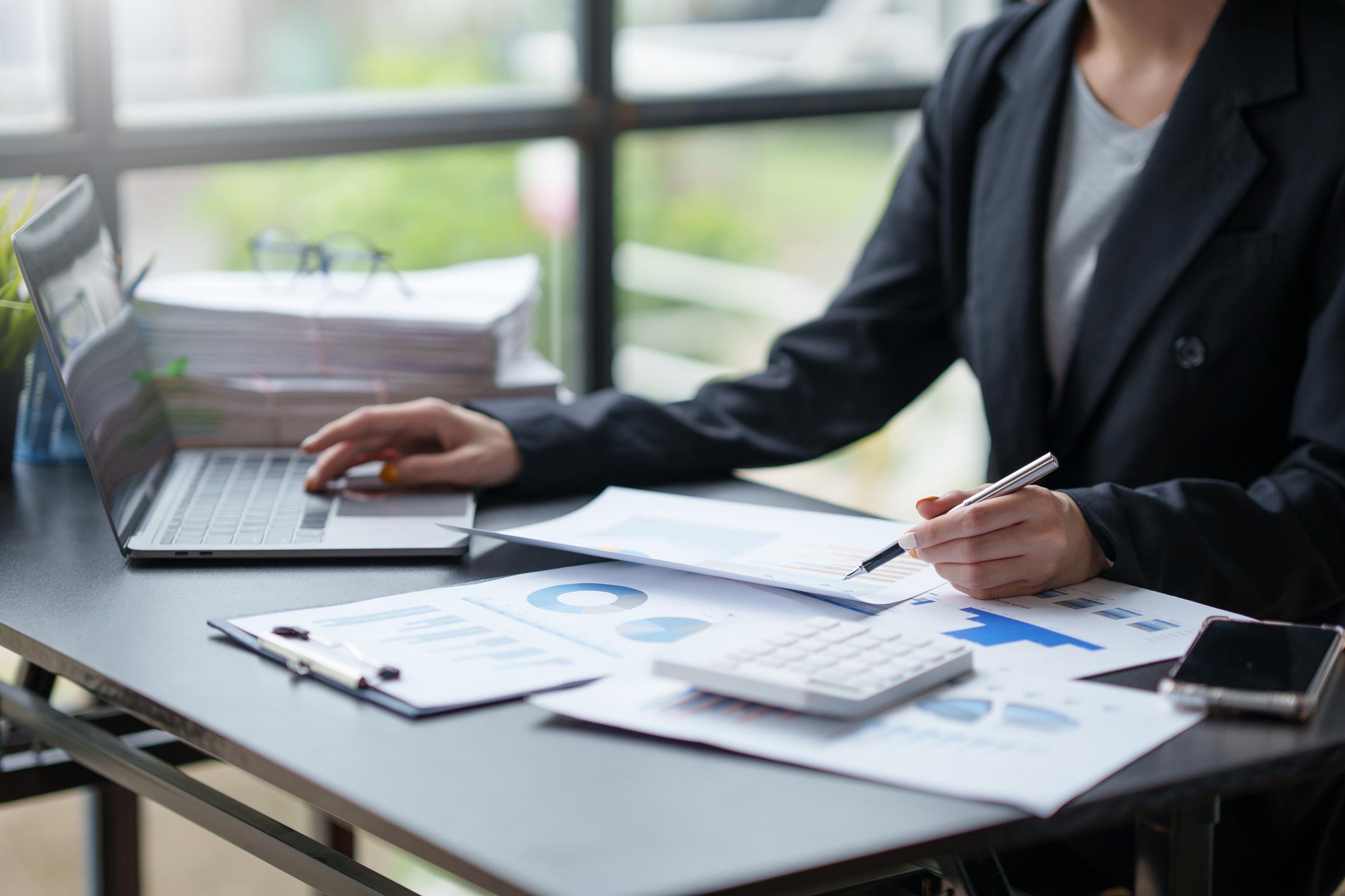 Accounting Administration Careers: The Bridge Between Finance and Management